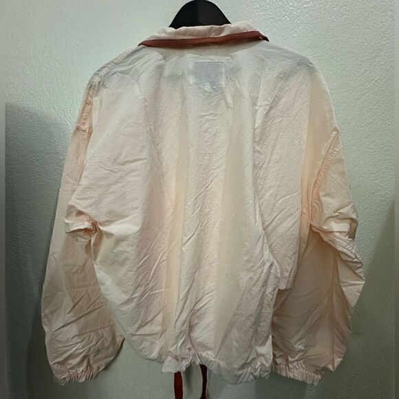 LEVI’S Nora WindbreakerWomen's Clothing Scallop Shell - Picture 7 of 7